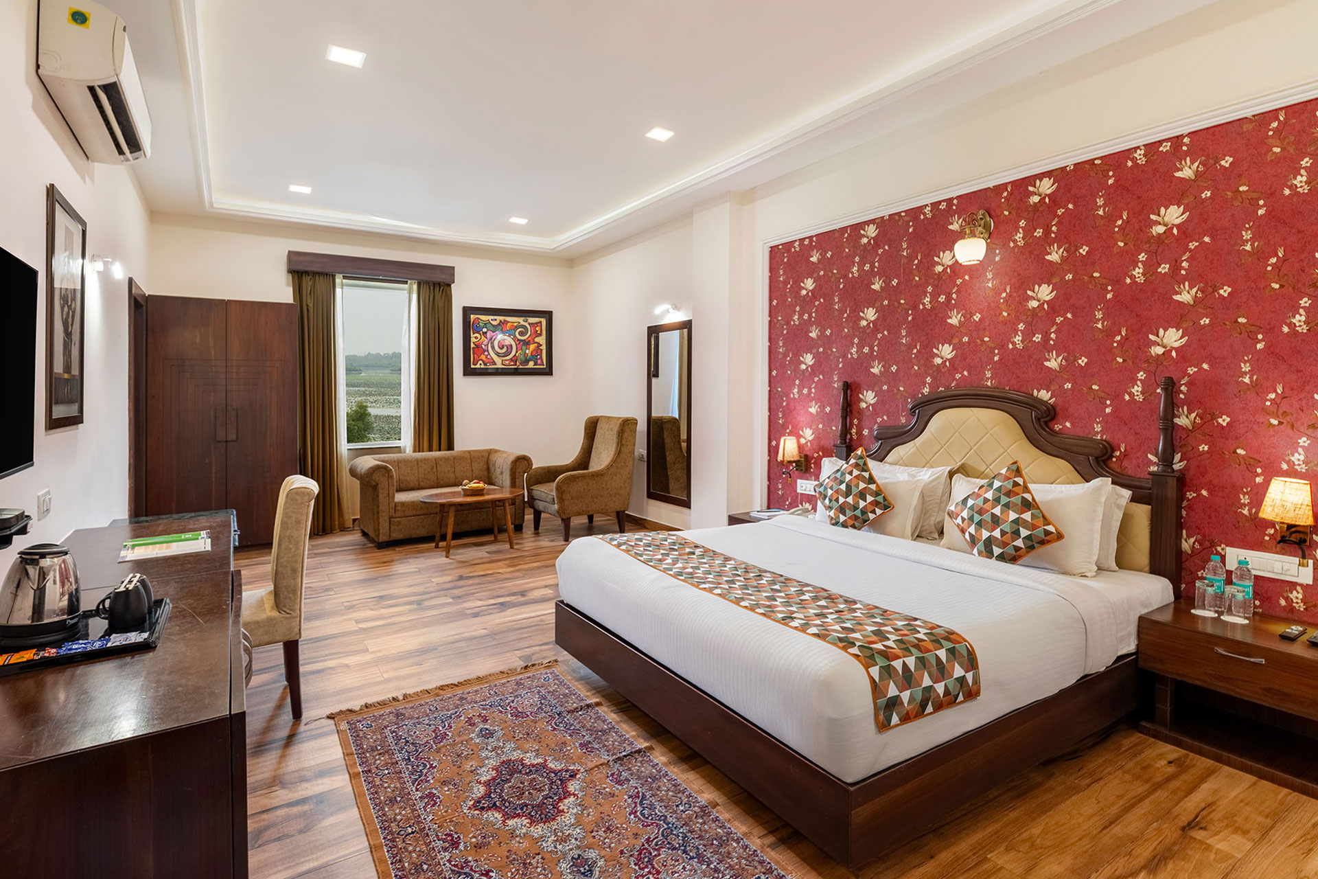Deluxe King Rooms